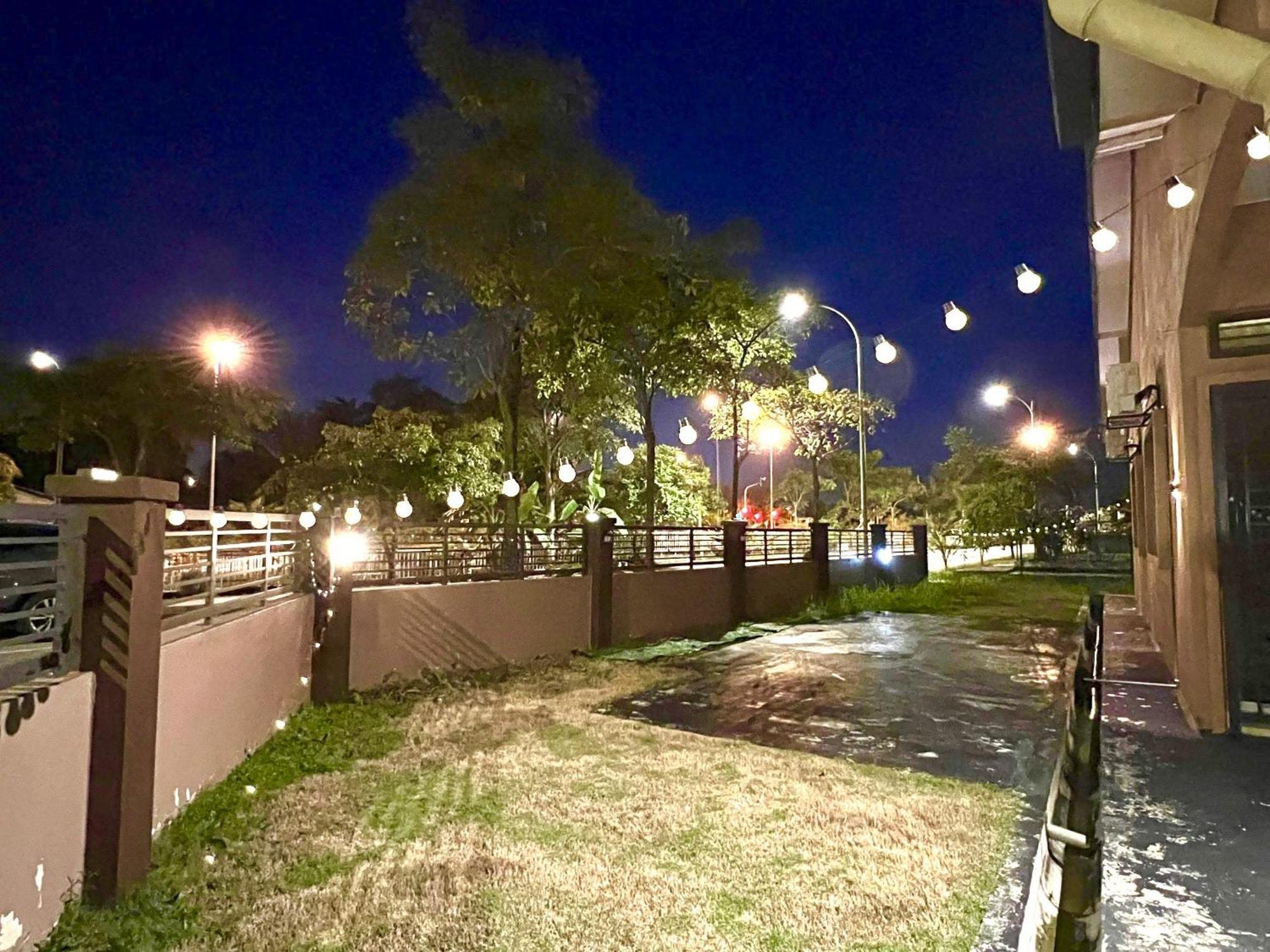 Quayside Cove Homestay - Corner House, Shah Alam Rimbayu Netflix Syok Tv Bbq Exterior foto